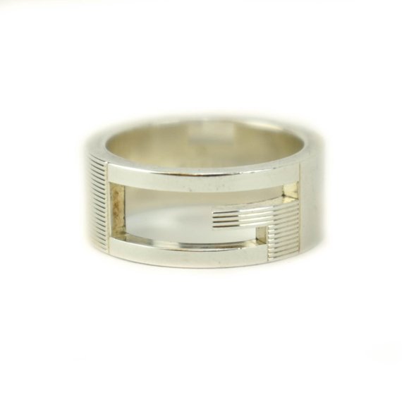 GUCCI: Sterling Silver, "G" Logo Band/Ring Sz: 5.75 - 1521 - Picture 2 of 6
